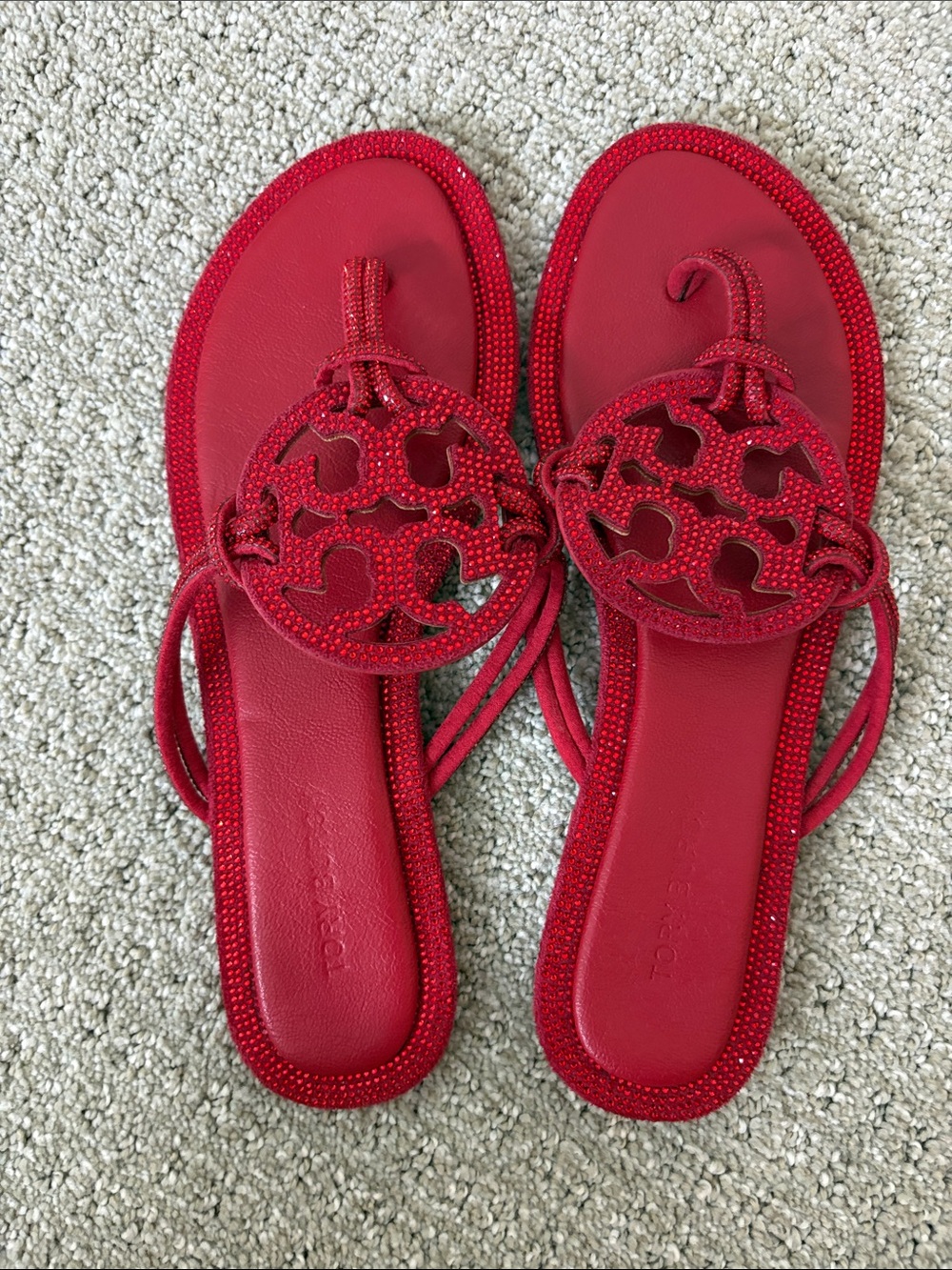 Red Tory Burch diamond sandals. Size 39. Great Conditon.